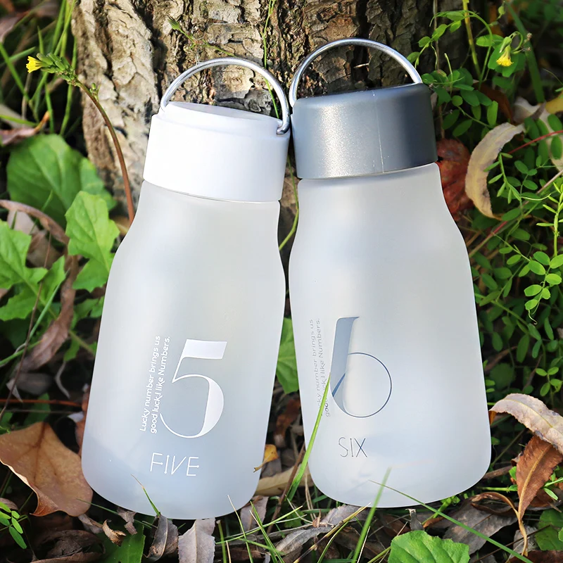 Корейская мода маленькая стеклянная бутылка для воды мужчин и женщин
