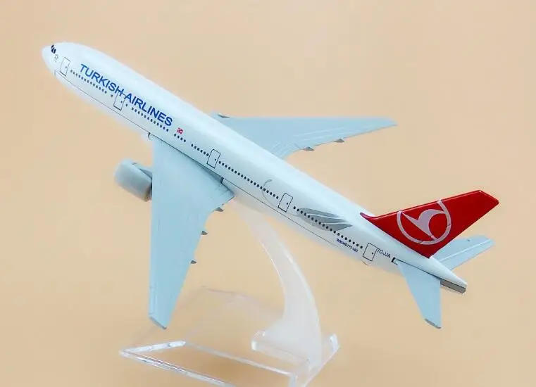Модель самолета Boeing 777 летательный аппарат Turkey Airline B777-300 16 см металлический