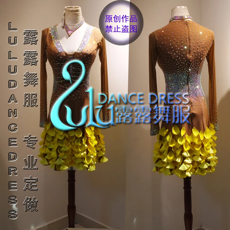 Deep skin color and yellow petals Latin dress Sexy latin costume Lemon Huang Shuijing dance | Тематическая одежда и