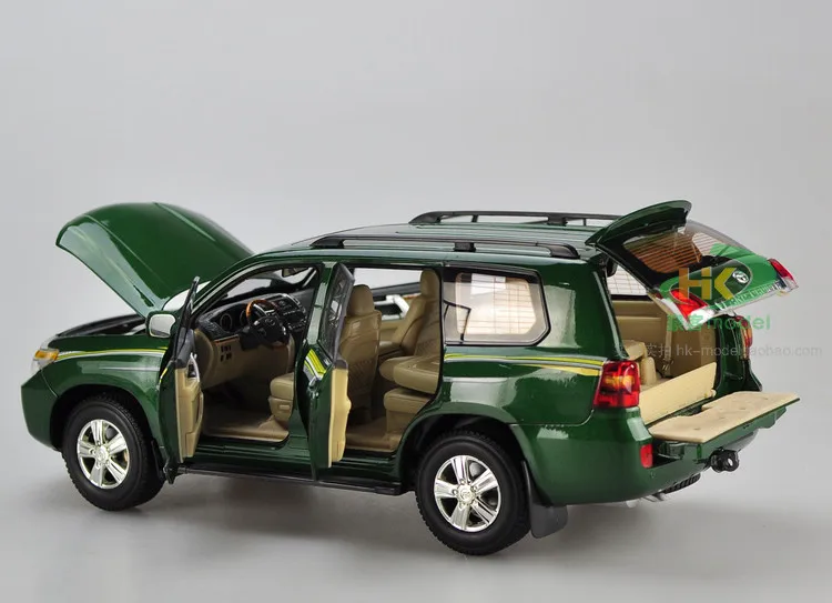 1:18 весы Toyota Land Cruiser LC200 зеленый литья под давлением модель автомобиля SUV игрушки