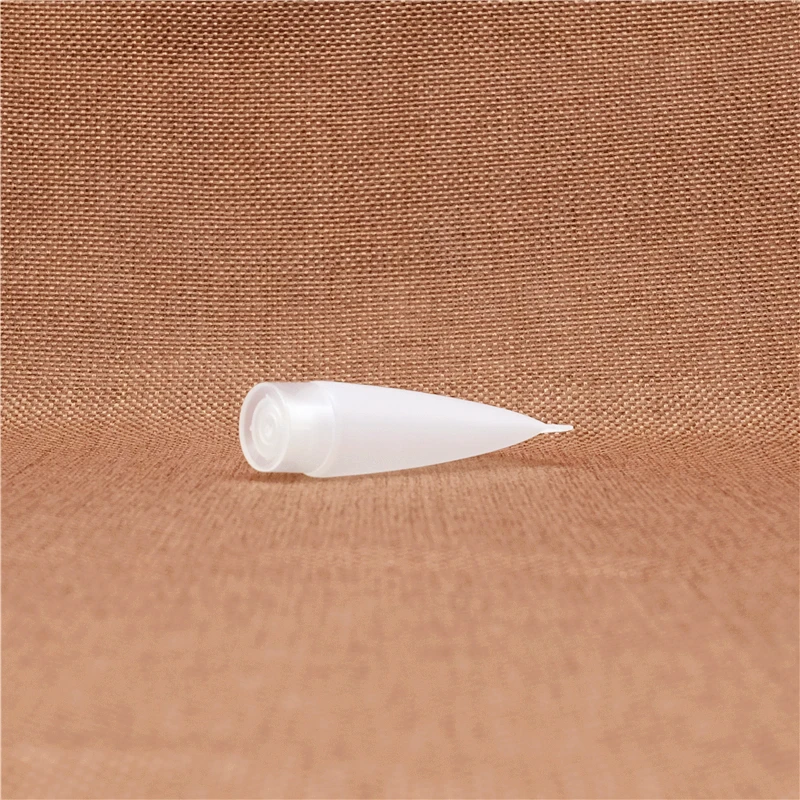 Многоразовая маленькая матовая пластиковая бутылка 5 мл косметический шампунь