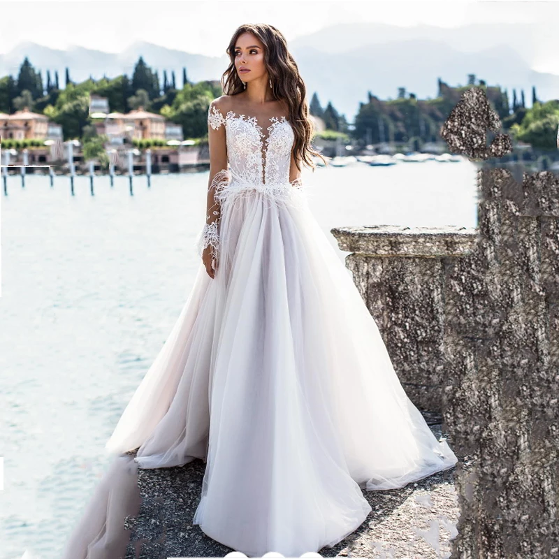 

A Line wedding dress Long Sleeves 2019 Beach Bride Dress With Feather elegant garden country Lace Appliques wedding gowns