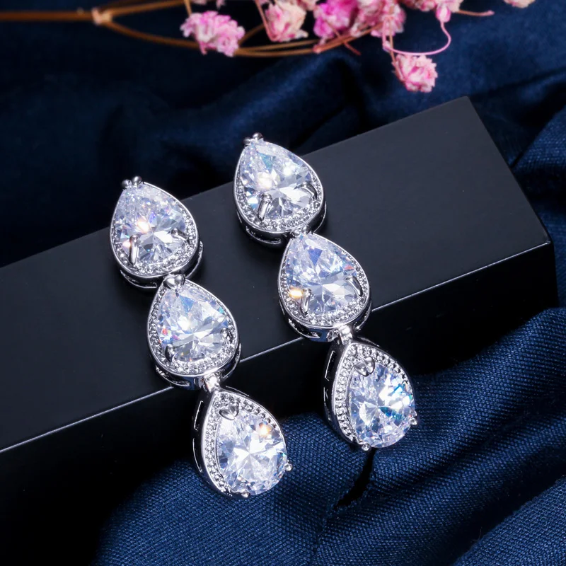 Женские серьги подвески с фианитами серебристого цвета|womens dangle earrings|dangle earringsfashion