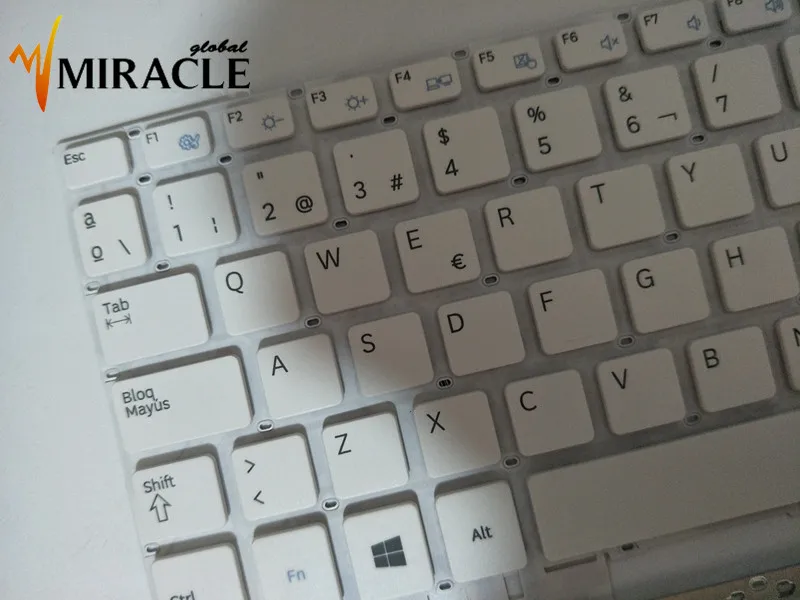 Repair You Life Laptop keyboard For Samsung NP470R5E NP370R5E 370R5E SP/LA Spanish layout Genuine New