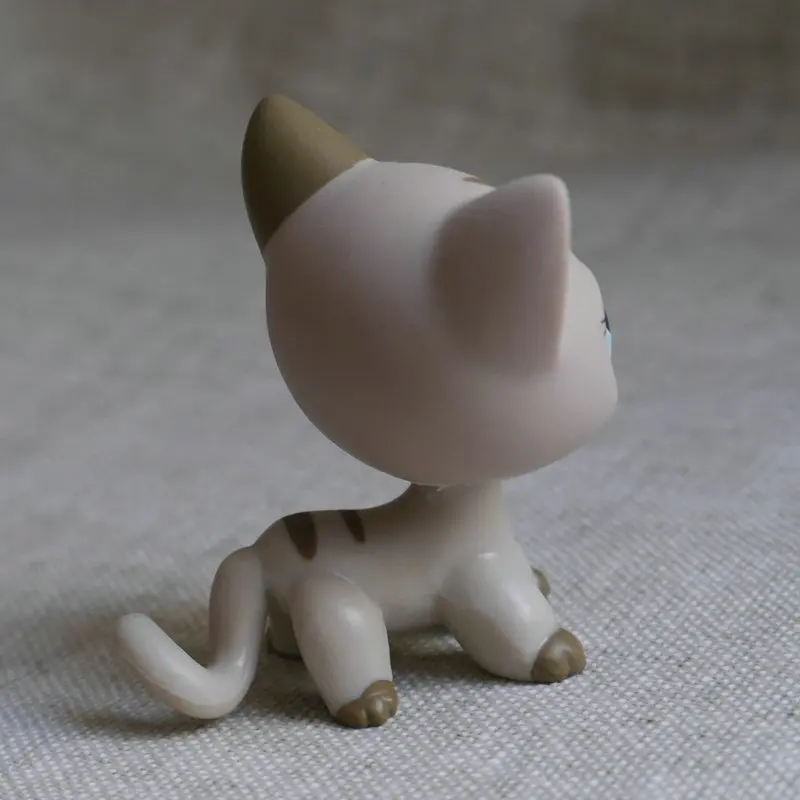 Экшн фигурка в руке Дошкольная игрушка детская игра кошки собаки бледно серая