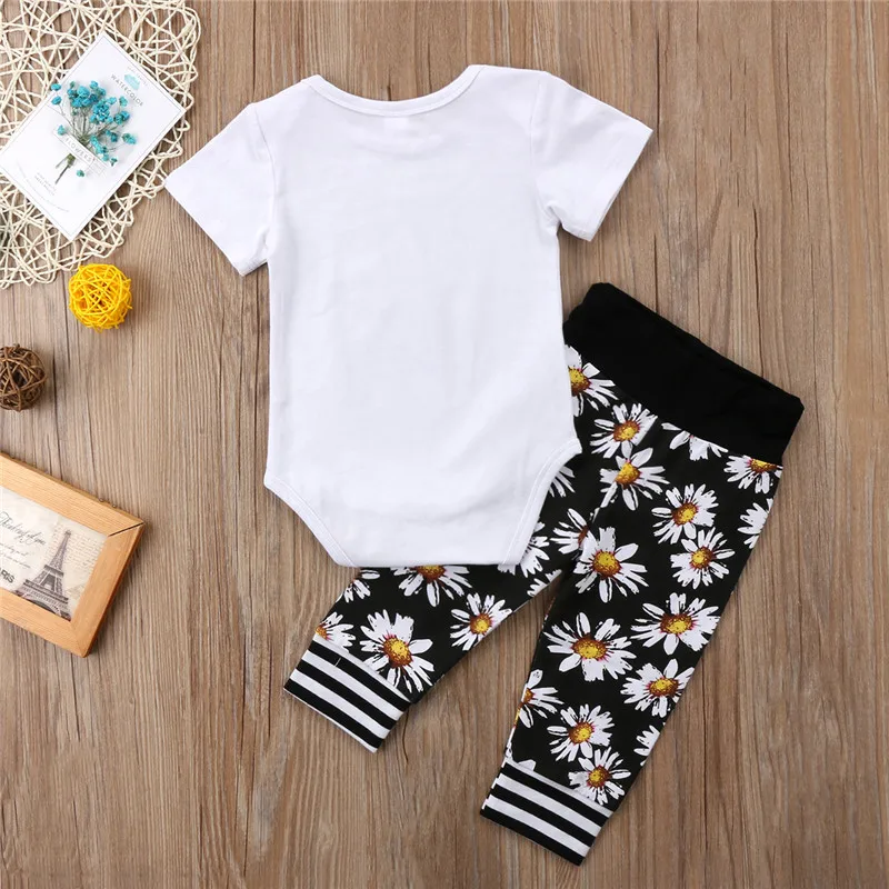 Детский комбинезон в полоску с цветочным принтом | Мать и ребенок