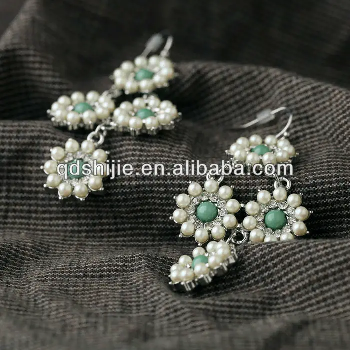 New Designer 2019 Fashion Jewelry Wholesale Chandelier Pearl Flowers Earrings for Women | Украшения и аксессуары