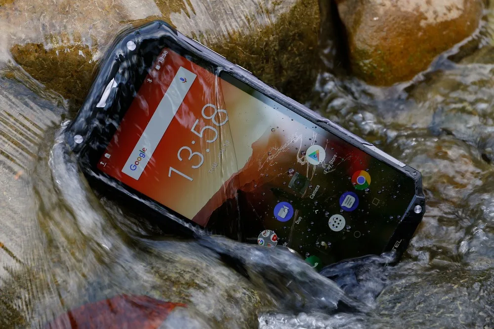 Oukitel WP2 NFC IP68 водонепроницаемый смартфон 6," 18:9 дисплей 10000 мАч Android 8,0 4 Гб 64 Гб MT6750T Восьмиядерный 16 МП 4G отпечаток пальца