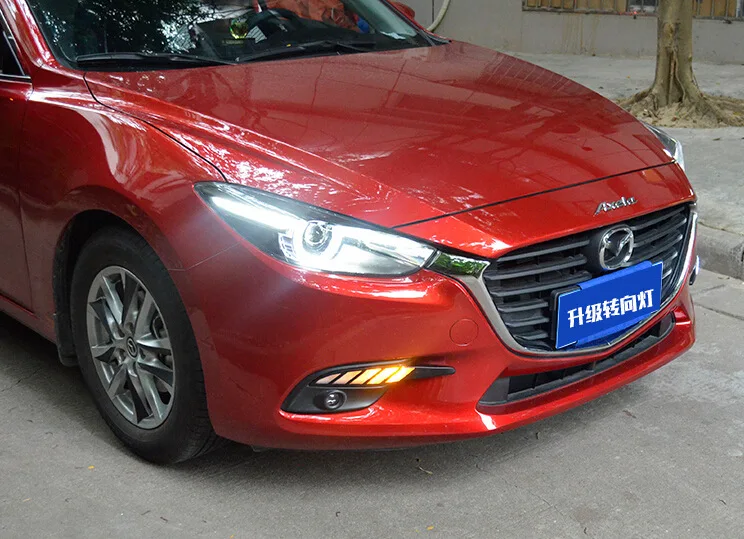 Движущегося сигнала! Для Mazda 3 Axela светодиодный DRL Дневной ходовой светильник Дневной светильник s Желтый сигнальный светильник автомобильный-стильный светильник s