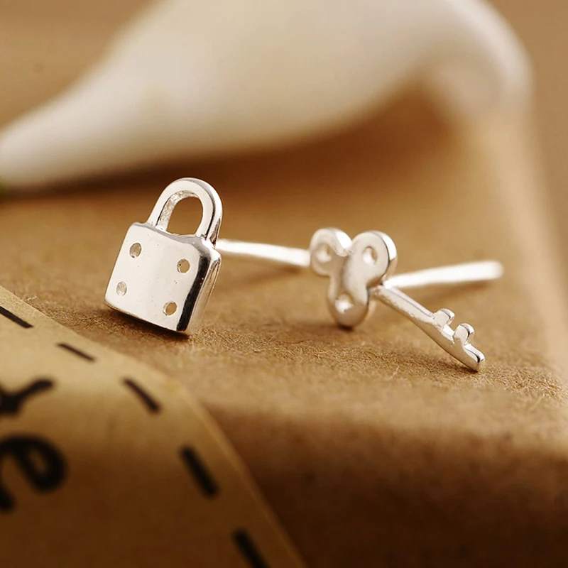 Персонализированные ассиметричные серьги-гвоздики 925 | Украшения и аксессуары