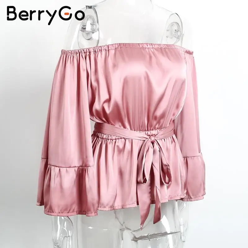 BerryGo Sexy с открытыми плечами рюшами атласная блузка рубашка Мягкий рукав фонарик