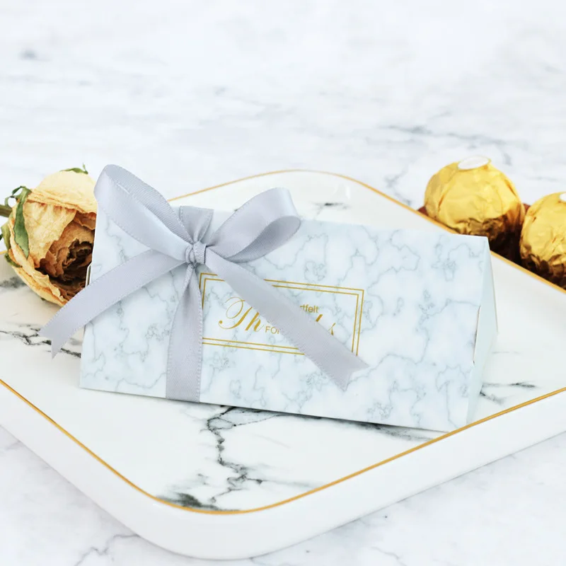 Triangular Brick Paper Candy Box Wedding Gift Boxes for Guests Favors and Gifts Chocolate Party Supplier |