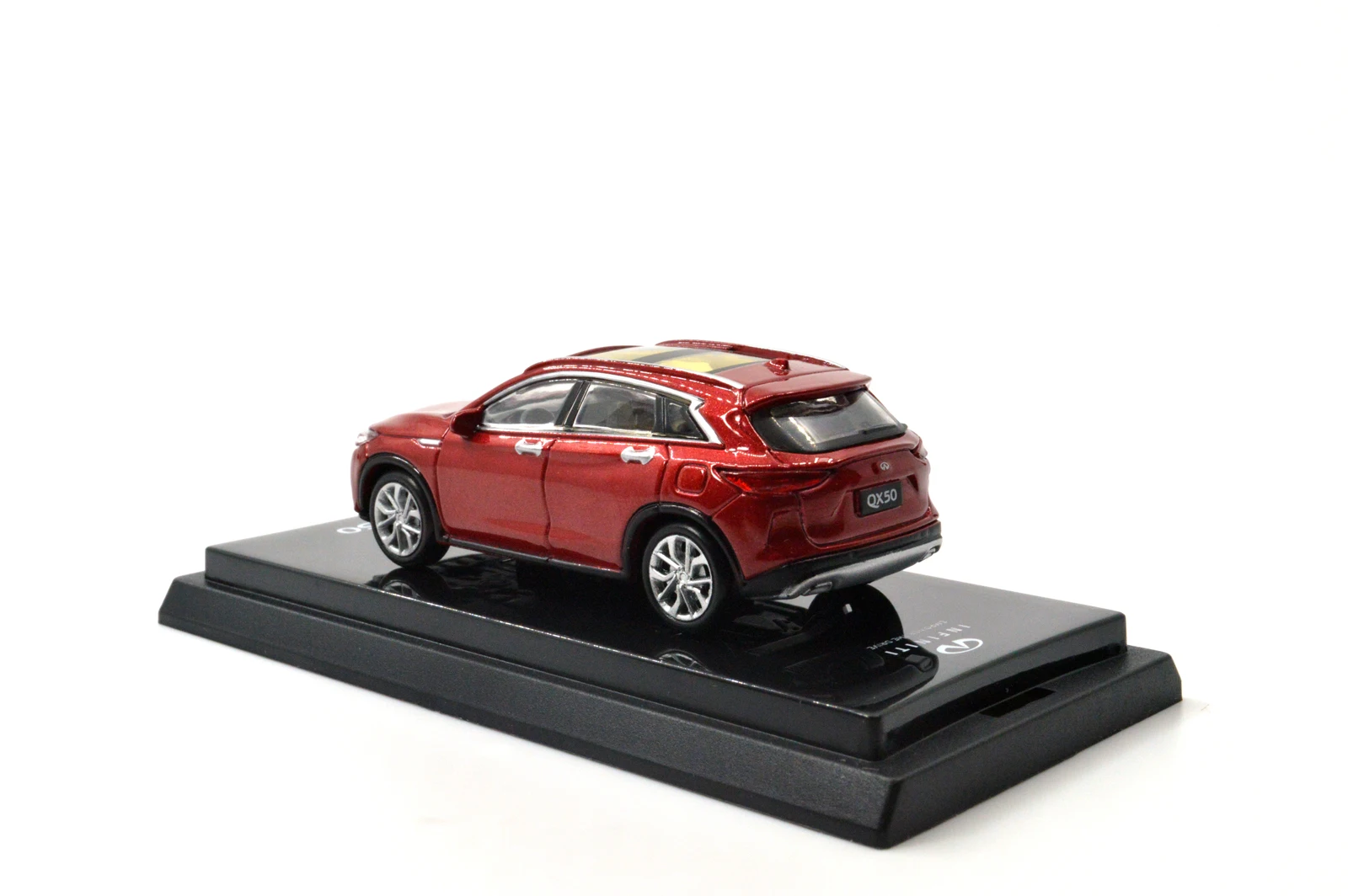 1/64 1:64 масштаб Infiniti QX50 2018 красная литая металлическая игрушка Миниатюрная модель