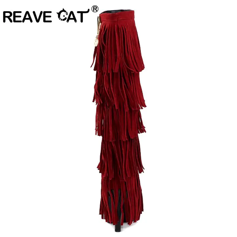 REAVE CAT/Большие размеры 32-43; Новинка; женские зимние сапоги из флока на меху сапоги до колена на высоком каблуке модные сапоги с бахромой; Цвет черный, коричневый, красный; ZL4150