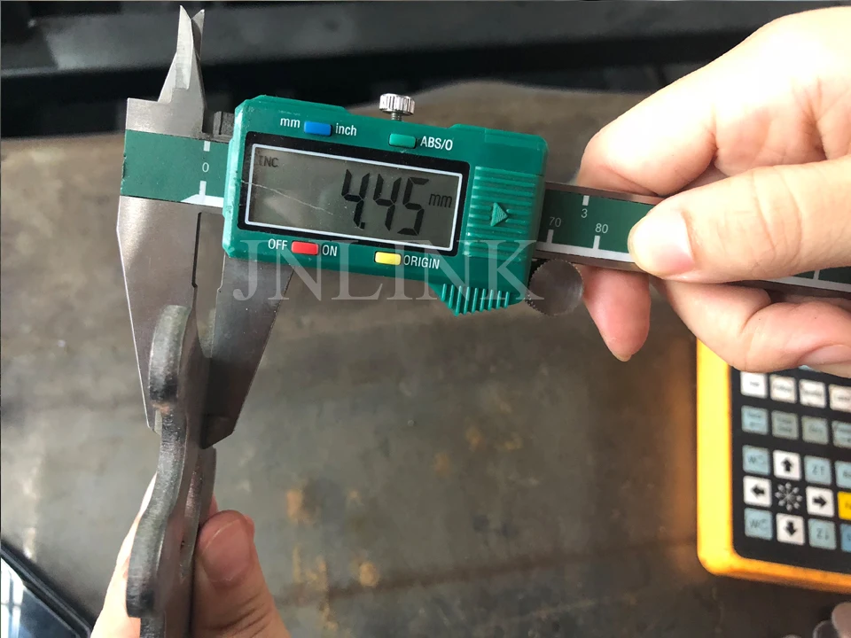 Высококачественная лазерная машина для резки Волокна IPG Raycus 500w 750w волоконный