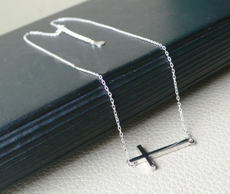 Крест летняя золотая цепочка крест ожерелье маленький золотой Религиозные - Фото №1