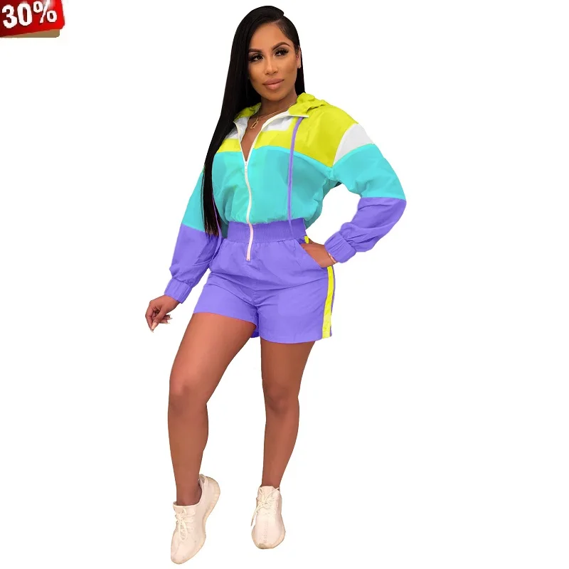 Женский комбинезон шорты летний цветной на молнии с длинным рукавом и капюшоном
