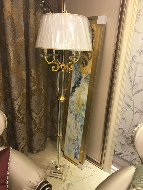Большой напольный светильник для чтения с кристаллами и тканевым абажуром