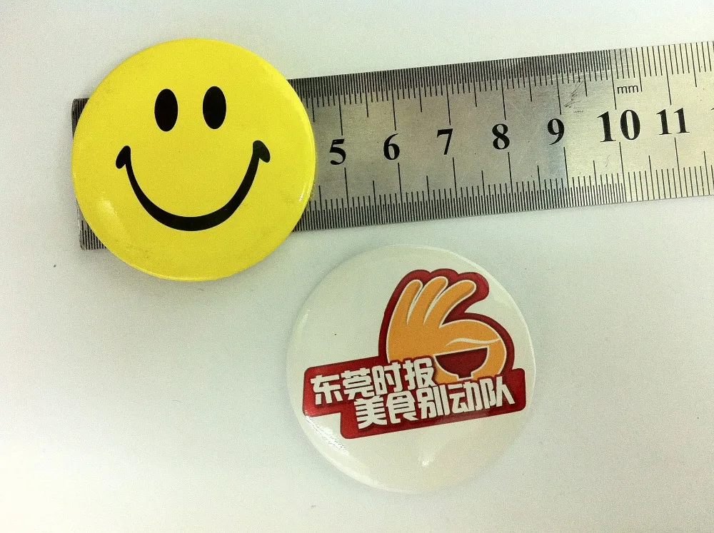 Pin Badge Tin Metal Promotional Promotion 4.5 cm diameter print custom logo free shipping by Fedex | Канцтовары для офиса и