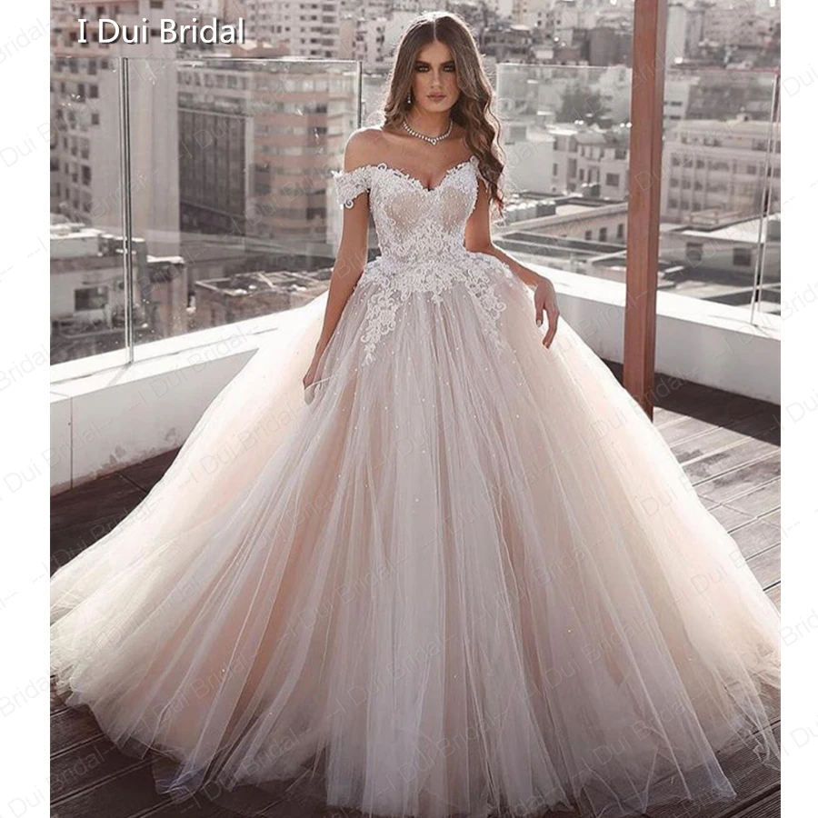 Luxury Ball Gown Wedding Dress Sweetheart Neckline Fall Off Sleeve Tulle Layer Pearl Beaded Bridal gown