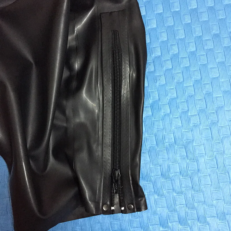 В наличии резиновый капюшон из латекса с оболочкой для наращивания на всю голову