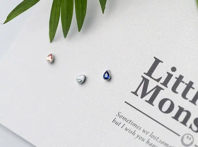 (Очень маленькие серьги) реальные. Женские серебряные серьги гвоздики с