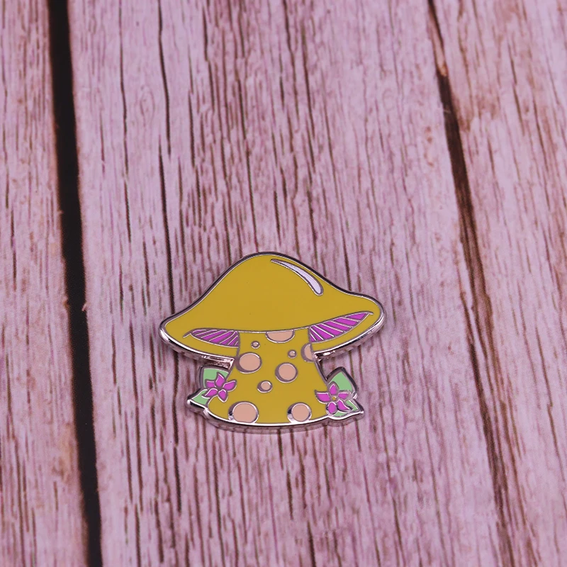 Yellow mushroom pin flowers plants brooch woodland mycology badge nature lovers accessory | Украшения и аксессуары