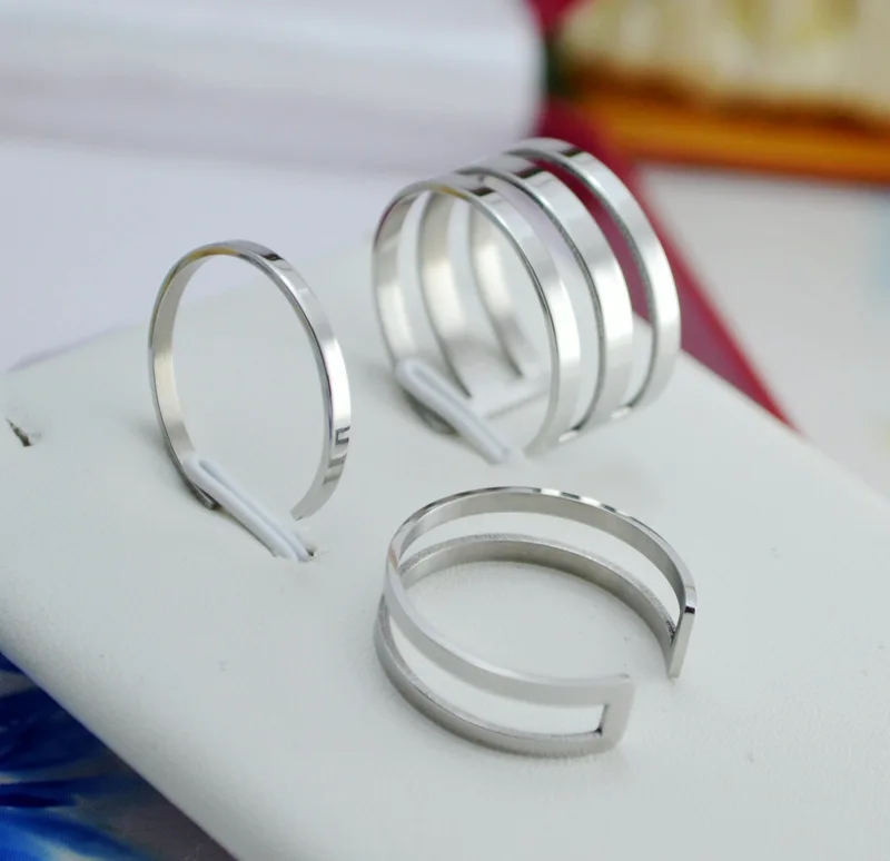 

Bilincolor rose gold simple hollow fashion titanium steel knuckle ring set for women