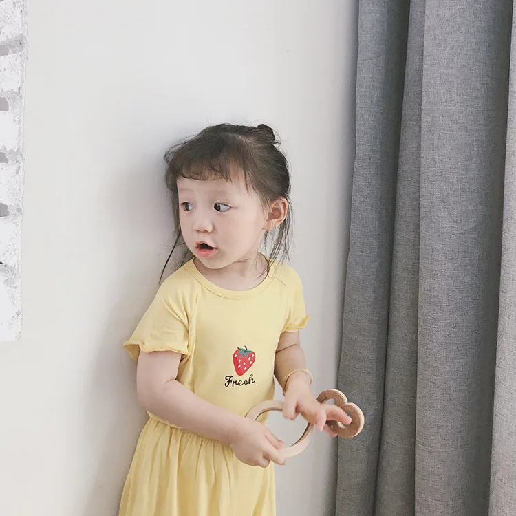 Летние милые пижамные комплекты с принтом клубники для девочек 1-7 лет, Детская футболка из чистого хлопка с короткими рукавами+ штаны, костюмы из 2 предметов