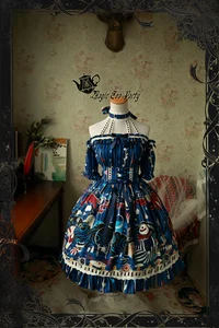 Платье-миди с открытыми плечами, круглым вырезом и воротником-хомутом