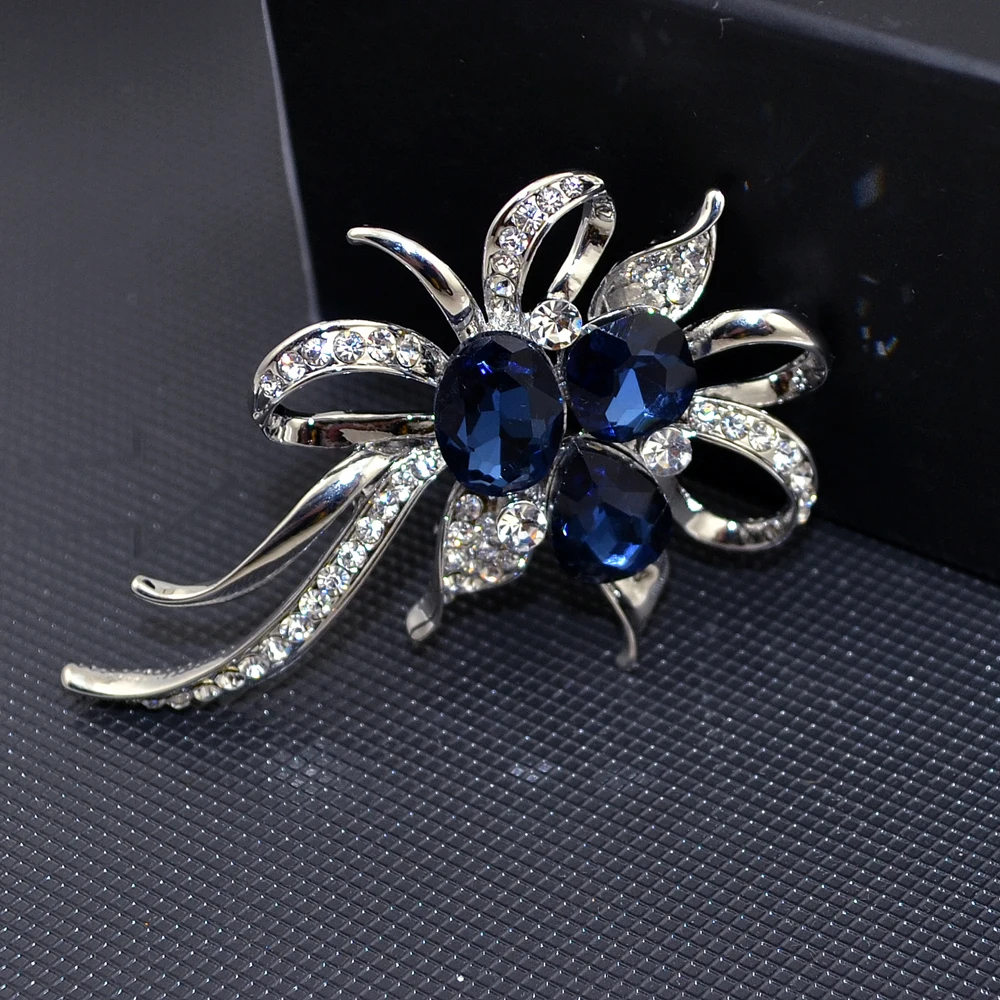 Женская Брошь В Виде Цветка с кристаллами серебристого цвета| |