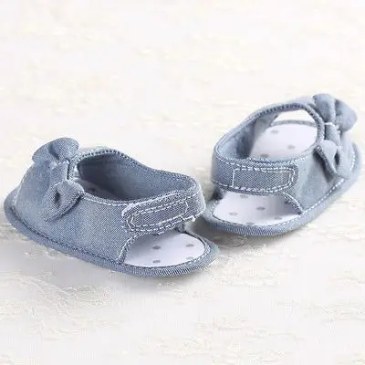 Детская обувь в наличии США летняя Мягкая джинсовая с бантом для маленьких