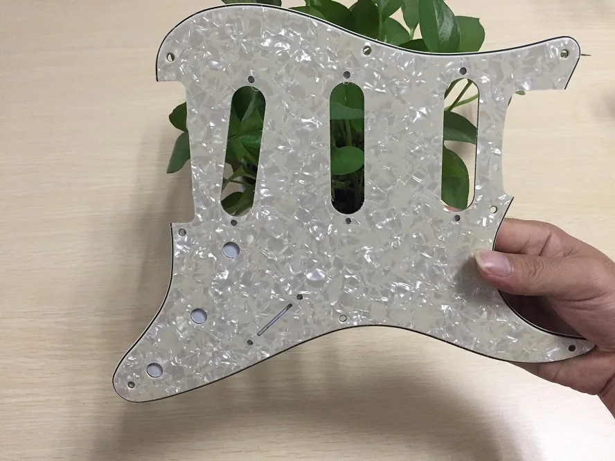 FLEOR 1 шт. винтажная 8 отверстий электрогитара Strat накладка sss pick Guard царапина пластина w/Винты гитарные части и аксессуары - Цвет: Aged Cream Pearl