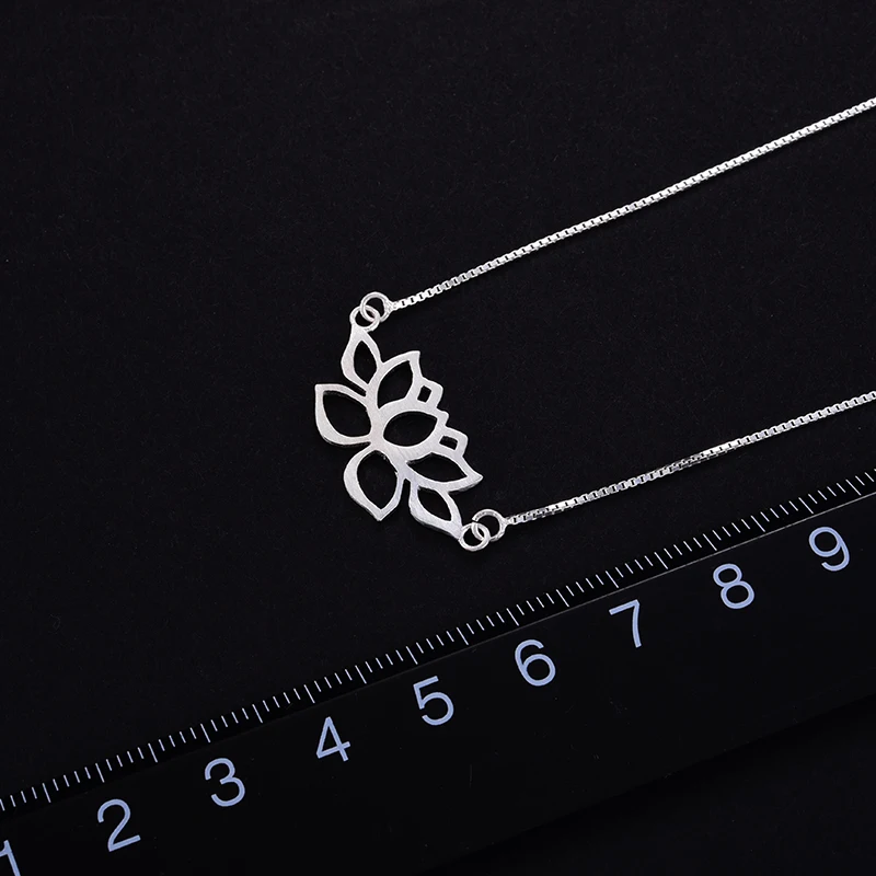 Новый Прибытие! Оригинальный дизайн нежный и свежий выдалбливают Лотос ожерелье