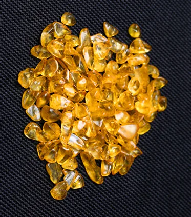 

1000g Natural quartz crystal yellow crystal gravel wholesale