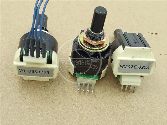 

Used EA2 EC202B020A Optical encoder 4 wire feet with step 20 points