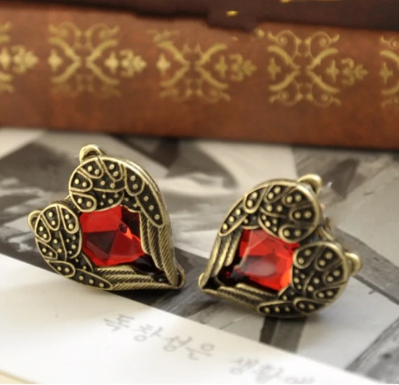 Brinco Pendientes In Europe And America To Restore Ancient Ways Love Angel Wings Heart-shaped Earrings Products Wholesale
