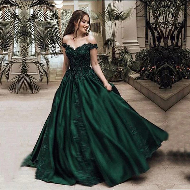 Женское вечернее платье зеленое с кружевной аппликацией для выпускного вечера |