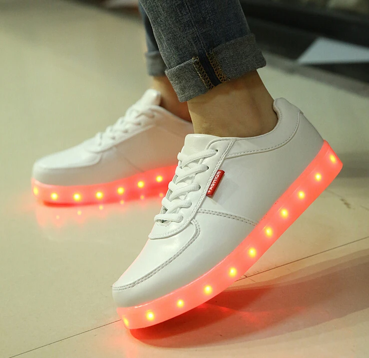 USB rechargeable LED shoes Fashion 7 colors light flashing sneakers lighted women men | Обувь