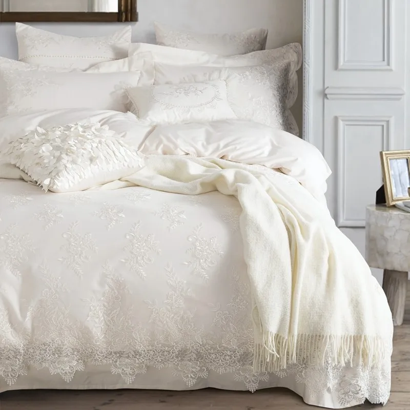 

4/7-pieces 100% Egypt cotton Bedding set White luxury Embroidered duvet cover set King Queen bedline
