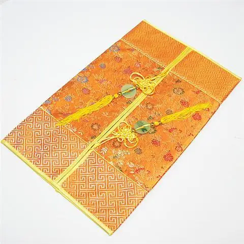 Чехол для салфеток с кисточкой в стиле пэчворк китайским узлом Карманный