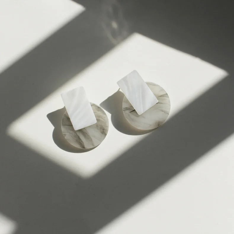 2018 Simple Acrylic White Shells Ink Marbling Pattern Round Geometric Stud Earrings for Women Girl Handmade Charm Jewelry Gift | Украшения