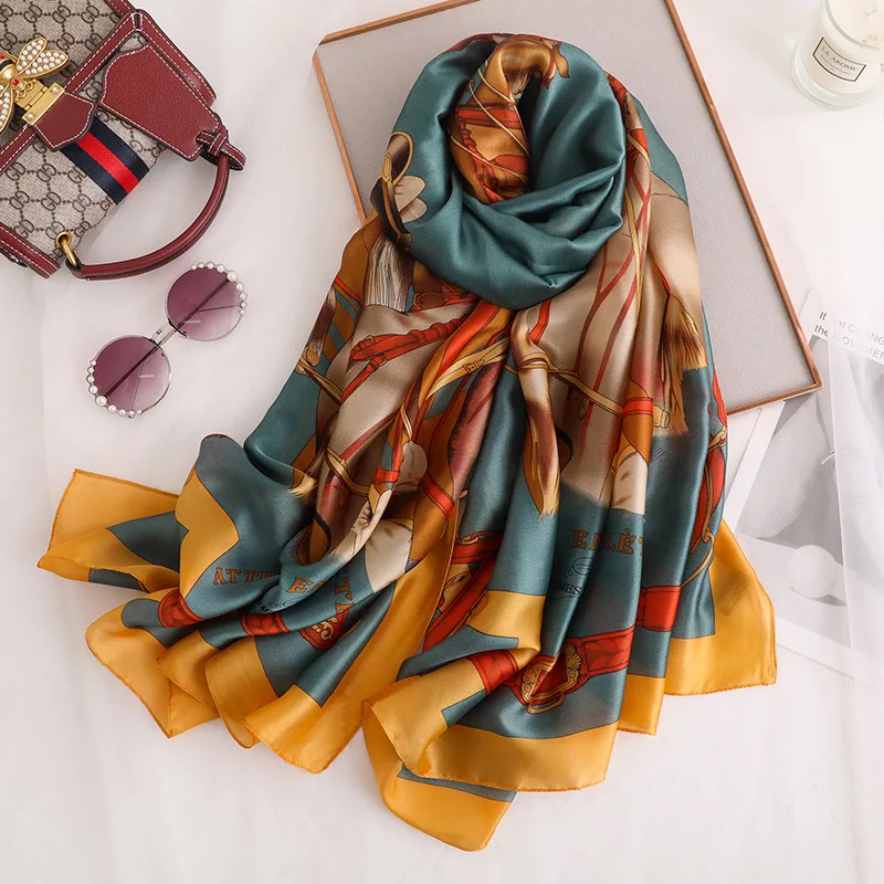 New Lady Silk Scarf Women Fashion Print Flower Scarf Beach Scarves Women Silk Shawls Retro Wraps and Scarves Hijabs