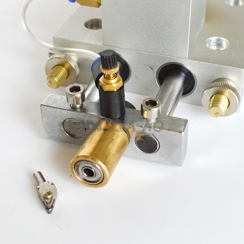 Коробка для ножей с ЧПУ автоматической резки стекла двойная колонка масла и 1 шт. |