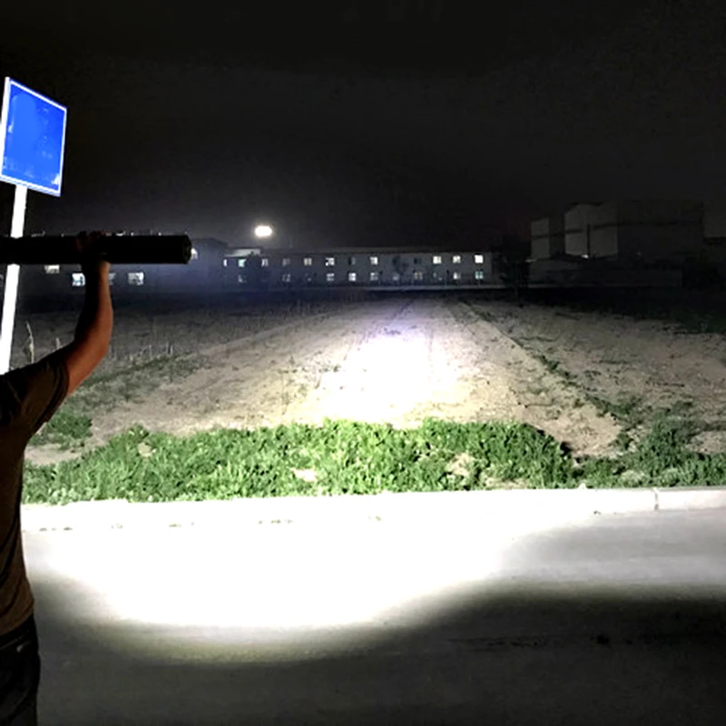 

1pcs Car Work Light Bar 12V 252W LED Chip Headlight spotlights Car auxiliary driving Lamp Bulb 6000K Super bright car Work Lamp