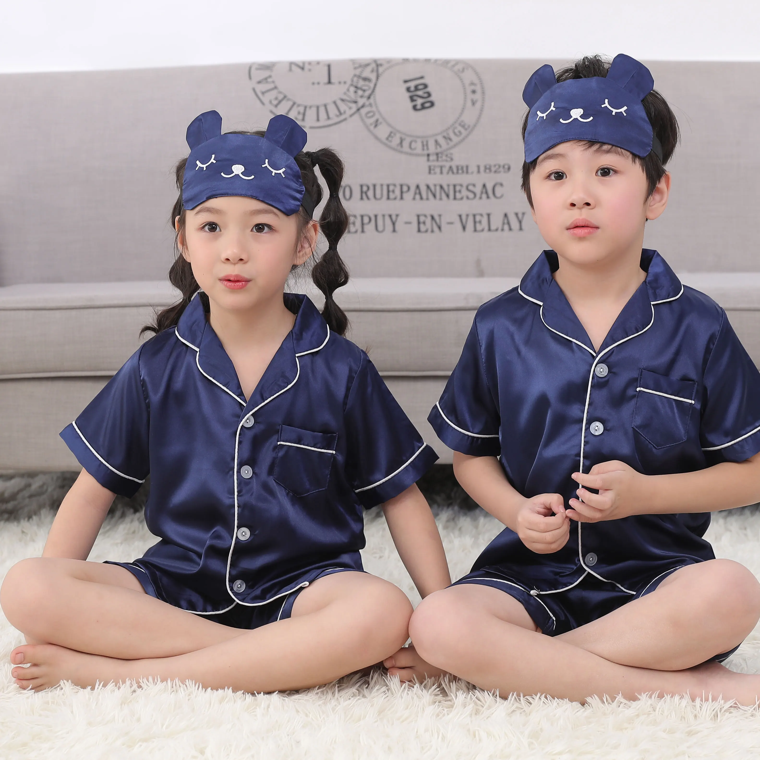 Новинка 2019 года Весенняя Пижама Шелковый детский пижамный комплект милый