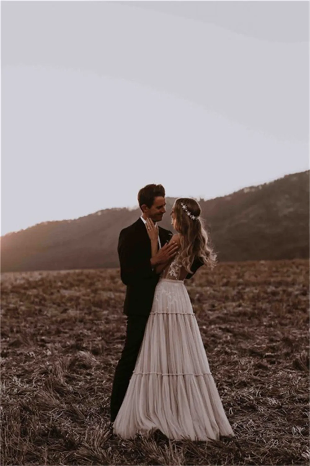 Wedding Dresses Boho Deep V-Neck Nude Champagne Dreamy Bohemian Bridal Gowns Sexy Beach Vestido De Noiva