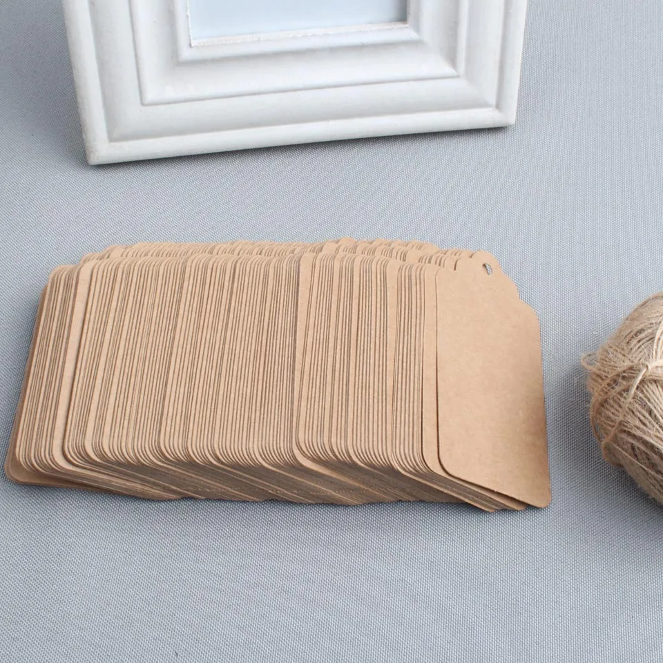 В наличии пустые коричневые бумажные бирки для подарков картонные ценники