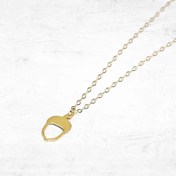 30 шт. милое ожерелье Еловая шишка Маленькая Желудь дуб минимальный простой