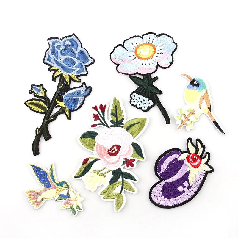 New 1PCS Beautiful Pureple Blue Flowers DIY handmade Embroidered patches Iron On Cartoon Brooch Applique Embroidery Accessory | Дом и сад